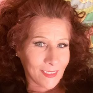 Meet your Posher, Doris dodie